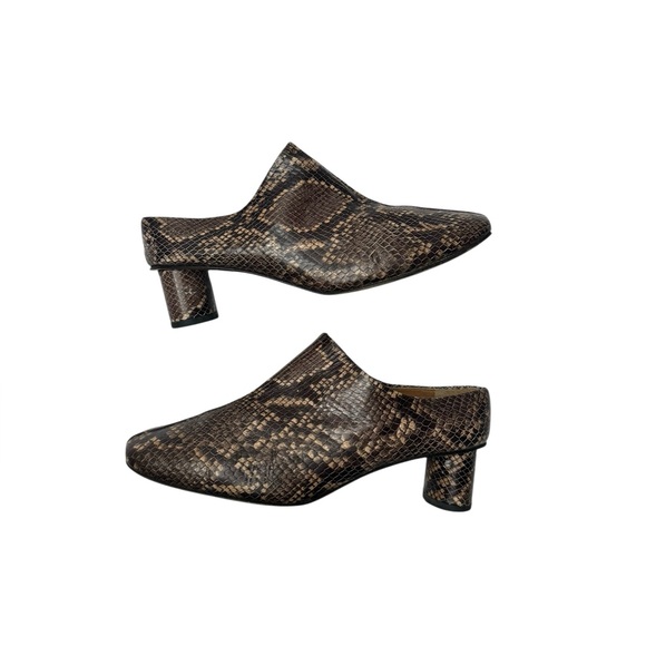 LOQ | Eva Mules in Python 36 - Picture 2 of 10